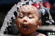 为什么宝宝不爱喝水 如何让宝宝爱上喝水